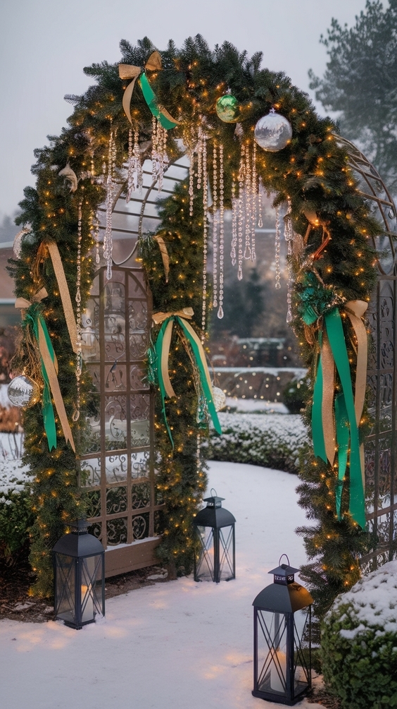 Holiday Outdoor Decor Ideas 2025: Magical Christmas Garden Decorations & DIY Lights